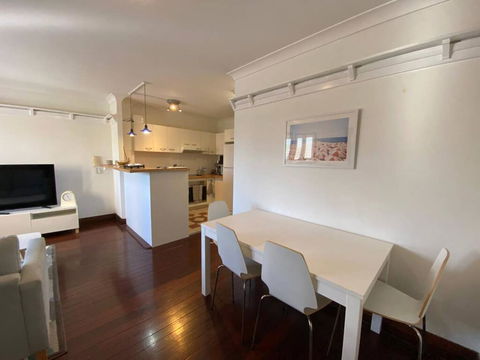 Brisbane City Apartment Atop Victoria Park - Accommodation Daintree 2