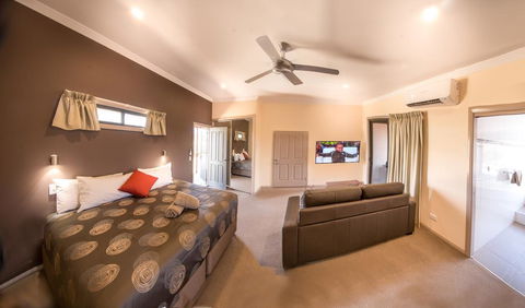 Broken Hill Outback Resort - Accommodation Daintree 0