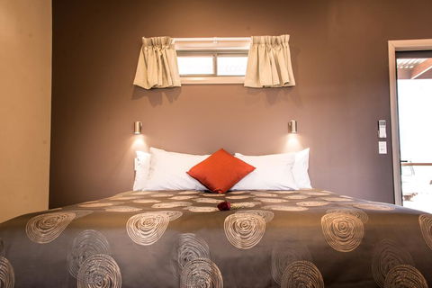 Broken Hill Outback Resort - Accommodation Daintree 2