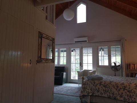 Brookvale House Balingup - Accommodation Daintree 2
