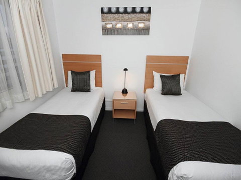 Browns Plains Motor Inn - Accommodation Daintree 3