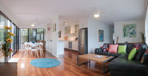 Bryce Street 30, - Ultimate Beach Shack - Accommodation Daintree 2