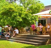 Buffalo Motel and Country Retreat - Accommodation Daintree