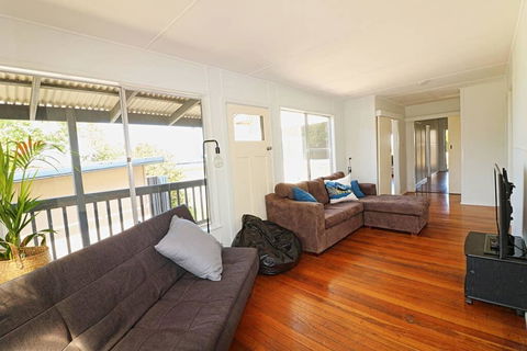 Bungo Beach House - Pet Friendly Home - Accommodation Daintree 3