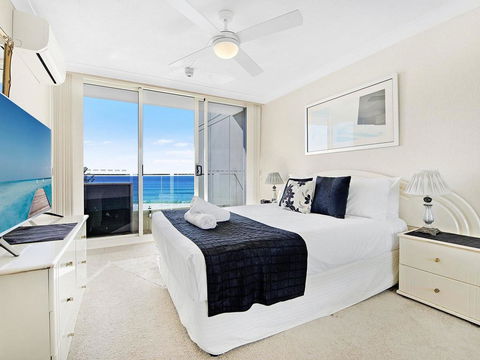 Burleigh Heads Private 2 Bed Ocean View - Accommodation Daintree 2