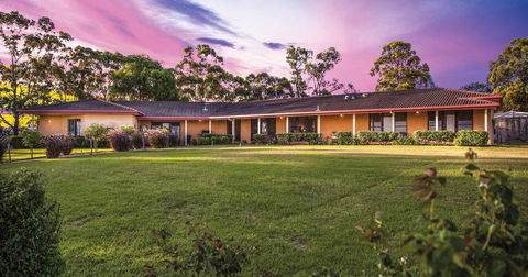 Burncroft Guesthouse - Accommodation Daintree 0