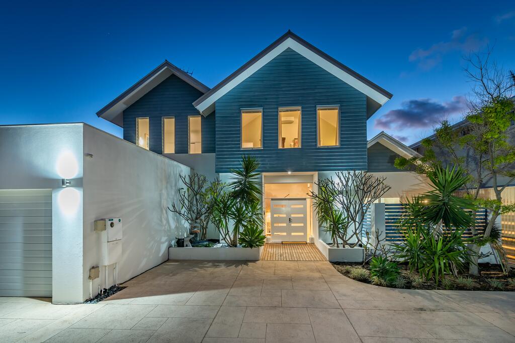 Iluka WA Accommodation Daintree