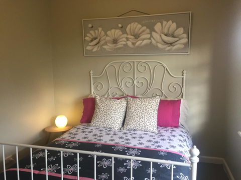 Bush Retreat Farm Stay - Accommodation Daintree 3