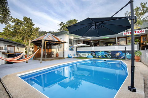 Bush Village Holiday Cabins - Accommodation Daintree 0