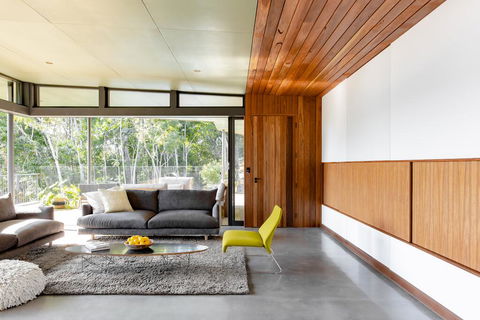 Byron Beach Retreats - Accommodation Daintree 3
