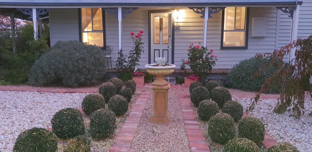 Amherst VIC Accommodation Daintree