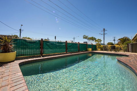 Caboolture Motel - Accommodation Daintree 1