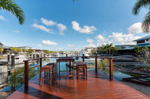 Cairns Beaches Home @Trinity Park - Accommodation Daintree 1
