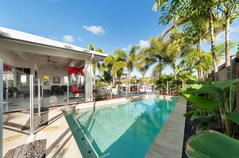 Cairns Beaches Home @Trinity Park - Accommodation Daintree 0