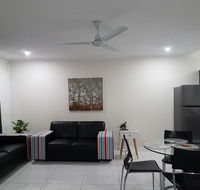 Cairns Prime Location Esplanade Self contained Apartment with Wifi - Accommodation Daintree