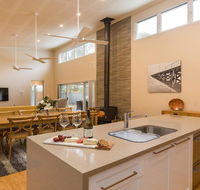 Callala Breeze - access to indoor community pool - Accommodation Daintree