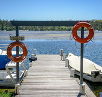 Calm Waters Waterfront Cottages - Accommodation Daintree