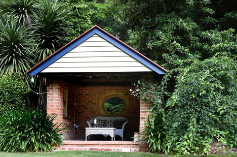 Cambridge Cottages - Accommodation Daintree 1