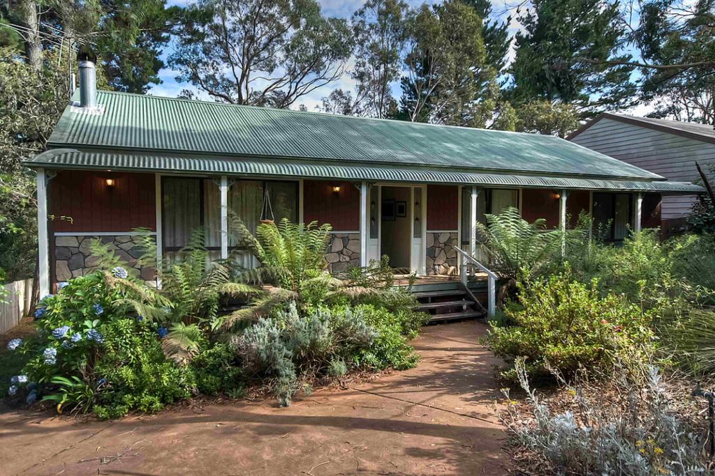 Lawson NSW Accommodation Daintree