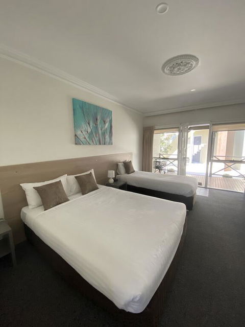 Campaspe Lodge - Accommodation Daintree 2