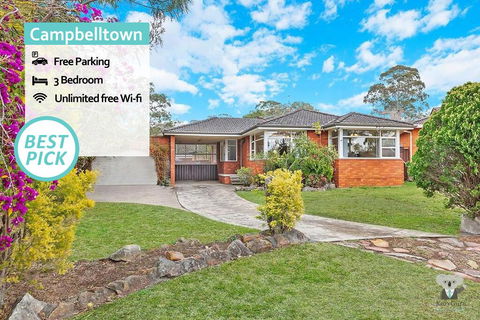 CAMPBELLTOWN HOLIDAY HOME 3 BED + FREE PARKING NCA039 - Accommodation Daintree 0
