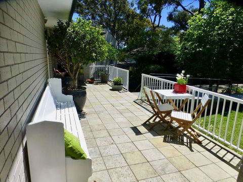 Canara At Palm Beach - Accommodation Daintree 0