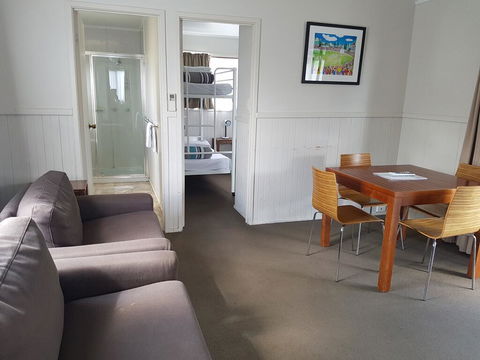 Canberra Carotel Motel - Accommodation Daintree 3