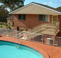 Canberra Cres 2E Burrill Lake Upstairs Apartment - Accommodation Daintree
