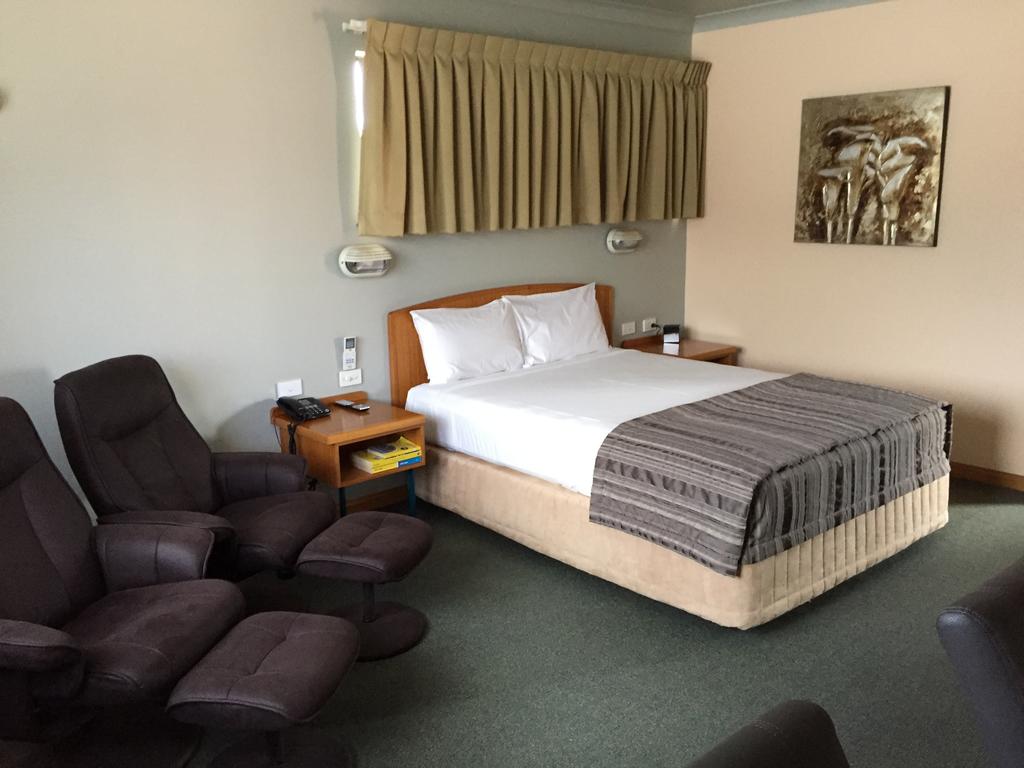 Earlville QLD Accommodation Daintree