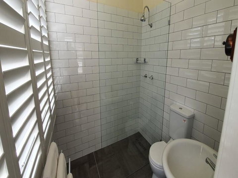 Canungra Hotel - Accommodation Daintree 1