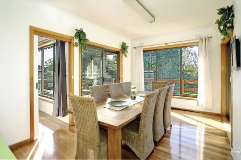 Capelink Lodge - Accommodation Daintree 0