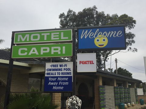 Capri Motel - Accommodation Daintree 0