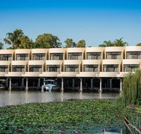 Capri Waters Country Club - Accommodation Daintree