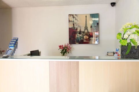 Carnegie Motor Inn - Accommodation Daintree 2