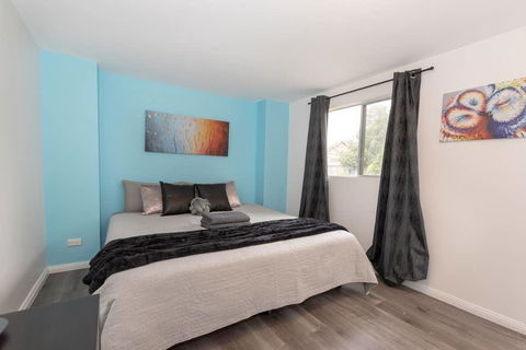 Carramar Studio KingBed PrivateRm 1 Min To Station - STUDIO - Accommodation Daintree 0