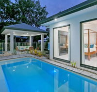 Castaways - Palm Cove - Accommodation Daintree