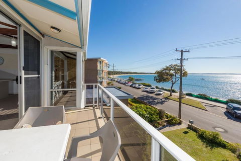 Castaways Unit 8 - Shoal Bay - Accommodation Daintree 1