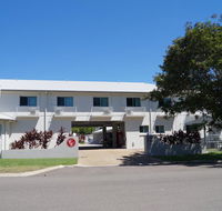 Castle Crest Motel - Accommodation Daintree