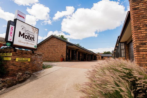 Castlemaine Colonial Motel - Accommodation Daintree 0