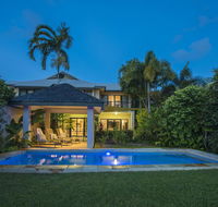 Catalina - Port Douglas - Accommodation Daintree