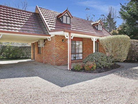 Cedar Cottage - Tudor Village - Accommodation Daintree 3