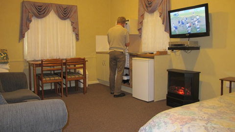 Cedar Lodge Cabins - Accommodation Daintree 1