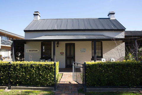 Centralpoint Motel - Accommodation Daintree 0