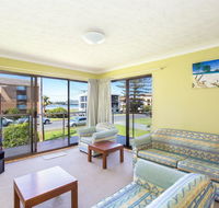 Champagne Court 1 with Water Views - Accommodation Daintree