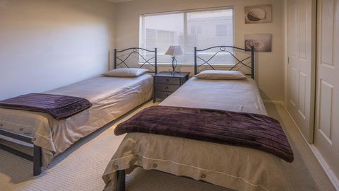 Championship Golf Course On Your Back Door - Accommodation Daintree 2