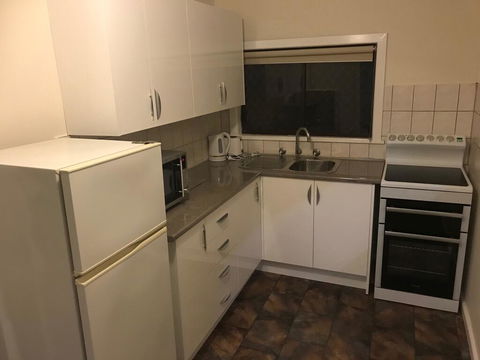 Charles Rasp Motor Inn & Cottages - Accommodation Daintree 1
