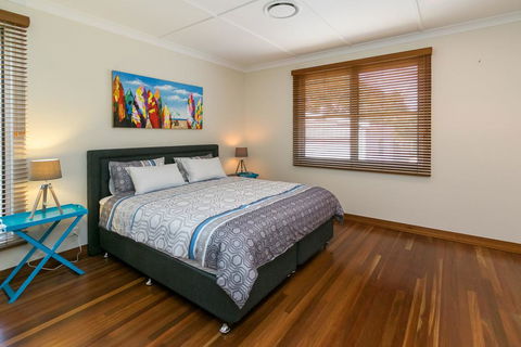 Charming Home By The Sea - Accommodation Daintree 2