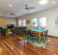 Charming Home By The Sea - Accommodation Daintree