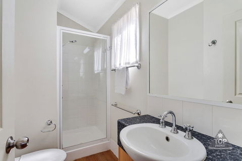 Charters Towers Tourist Park - Accommodation Daintree 3