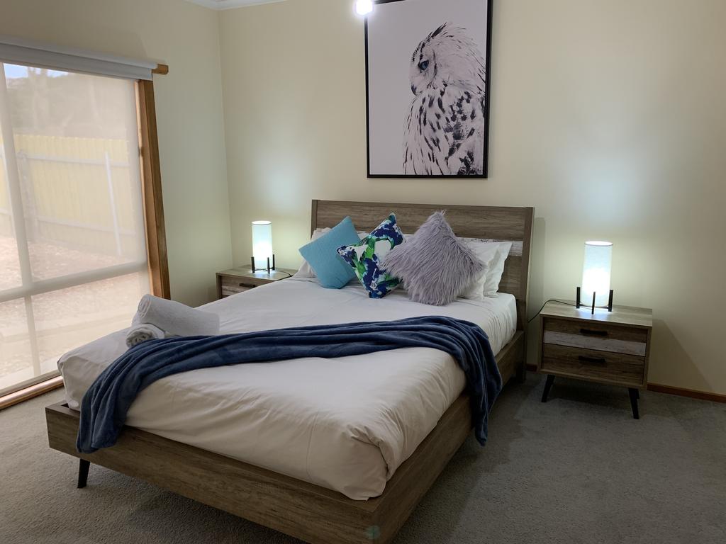 Kennington VIC Accommodation Daintree